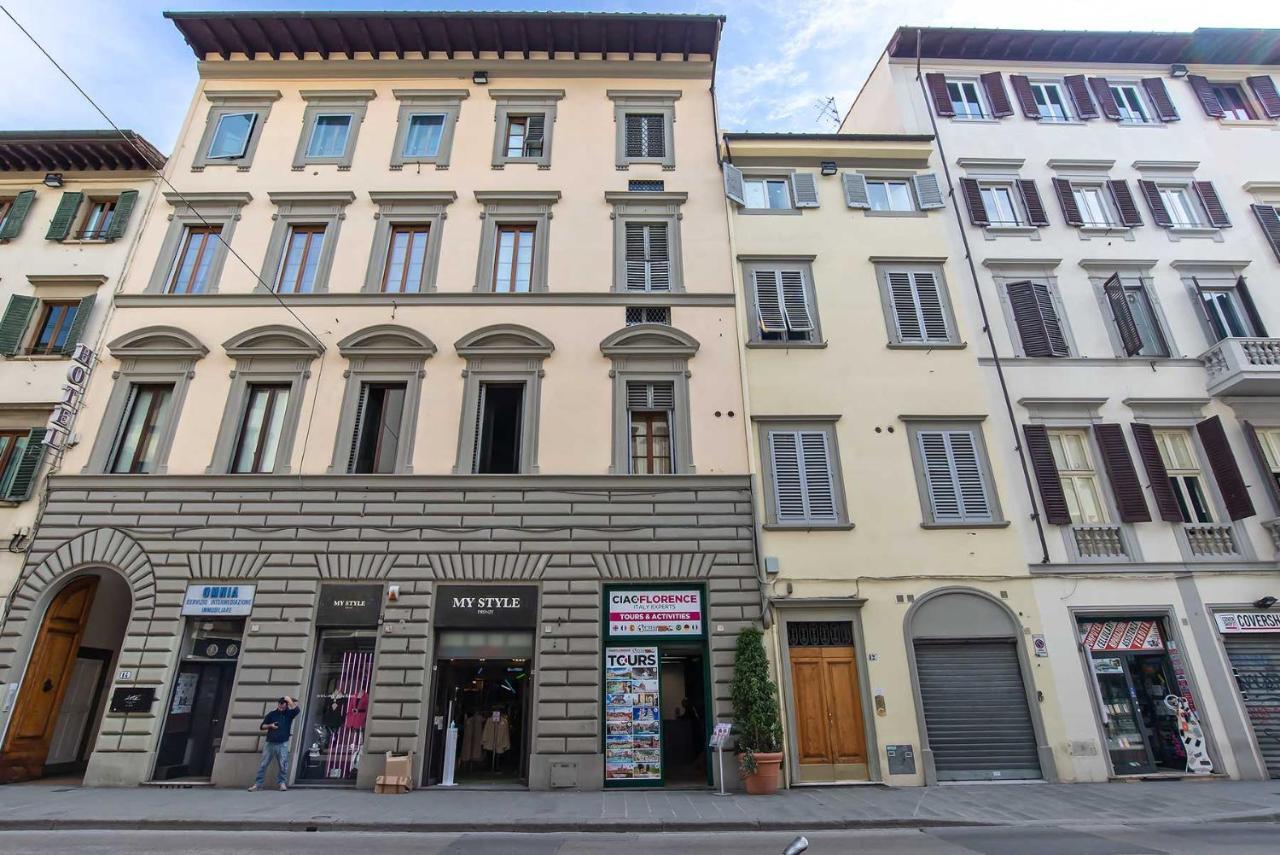 شقة Casa Medici Riccardi - 50Mt Da Piazza Duomo فلورنس المظهر الخارجي الصورة