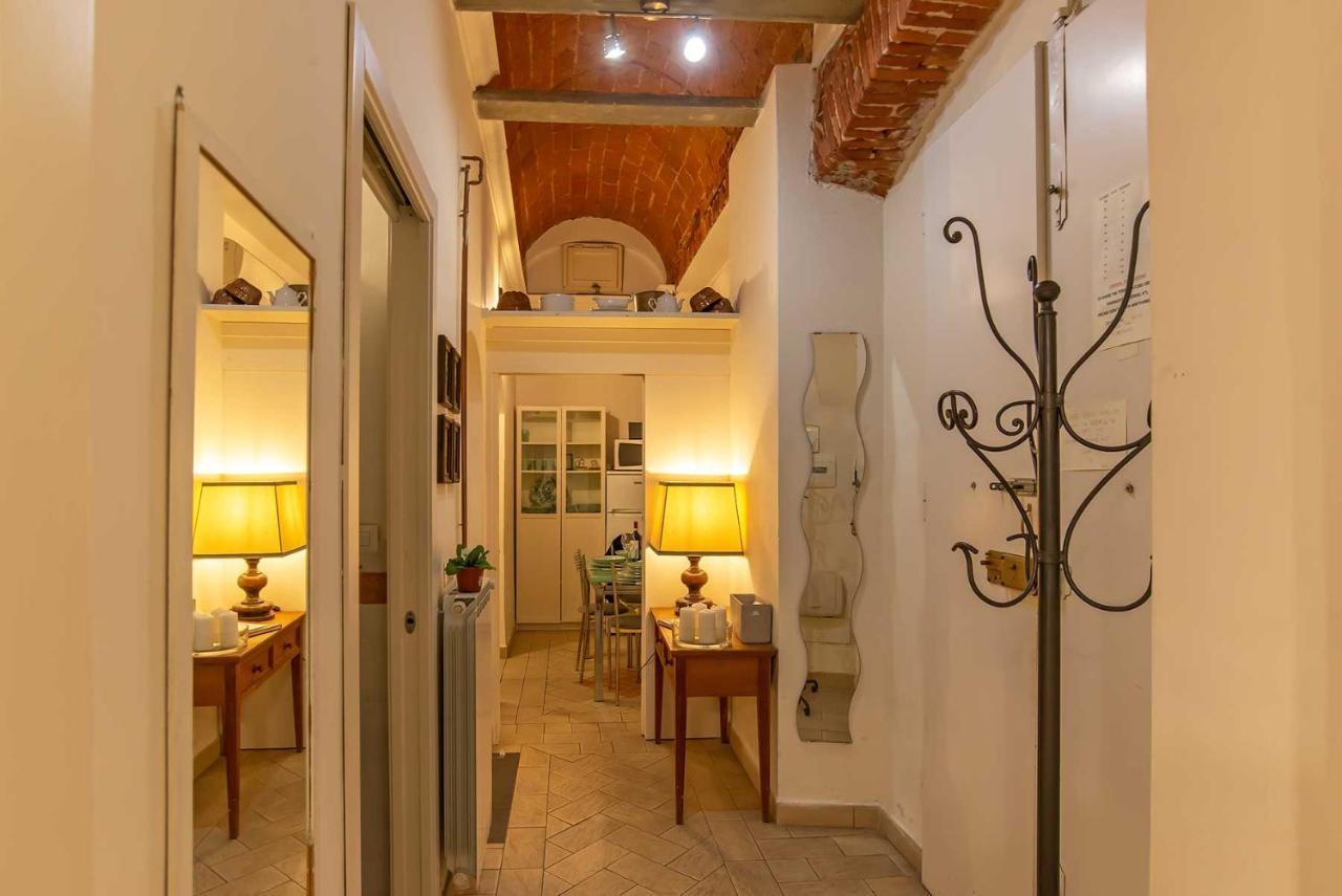 شقة Casa Medici Riccardi - 50Mt Da Piazza Duomo فلورنس المظهر الخارجي الصورة
