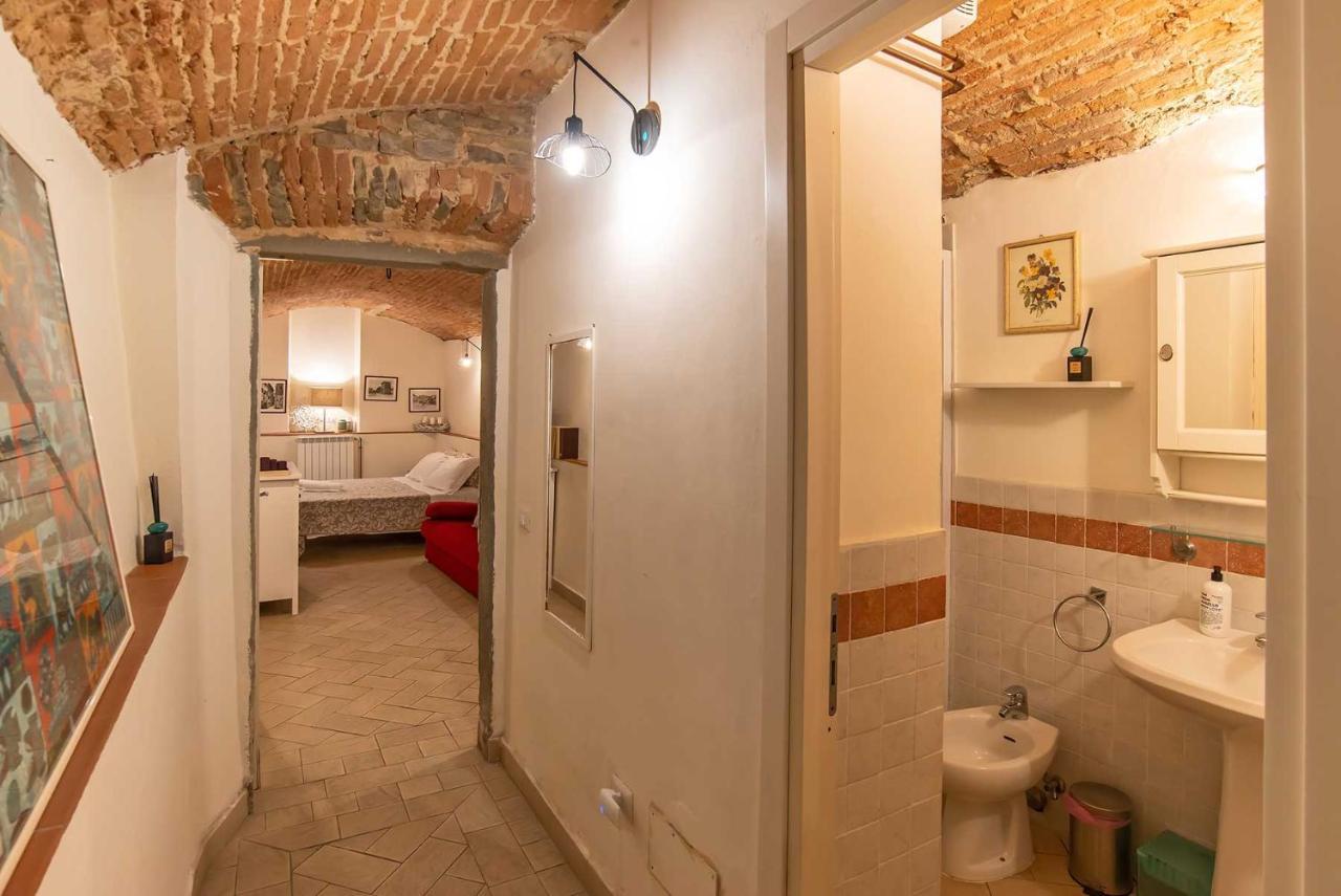 شقة Casa Medici Riccardi - 50Mt Da Piazza Duomo فلورنس المظهر الخارجي الصورة